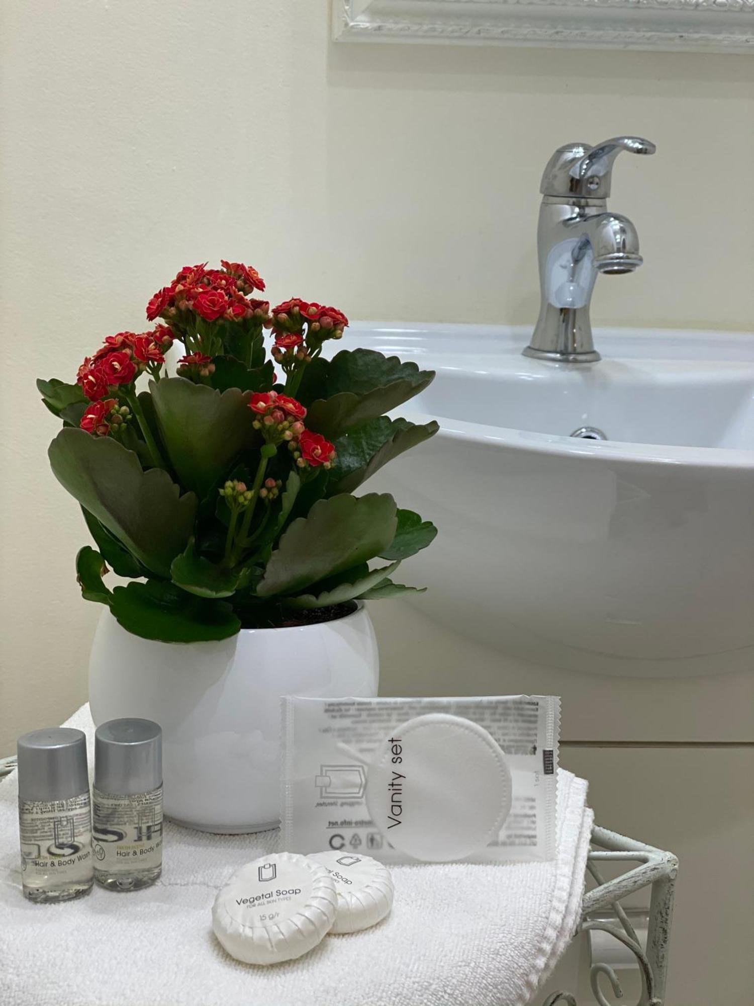 Dai 3 Santi Bed & Breakfast Lecce Exterior foto
